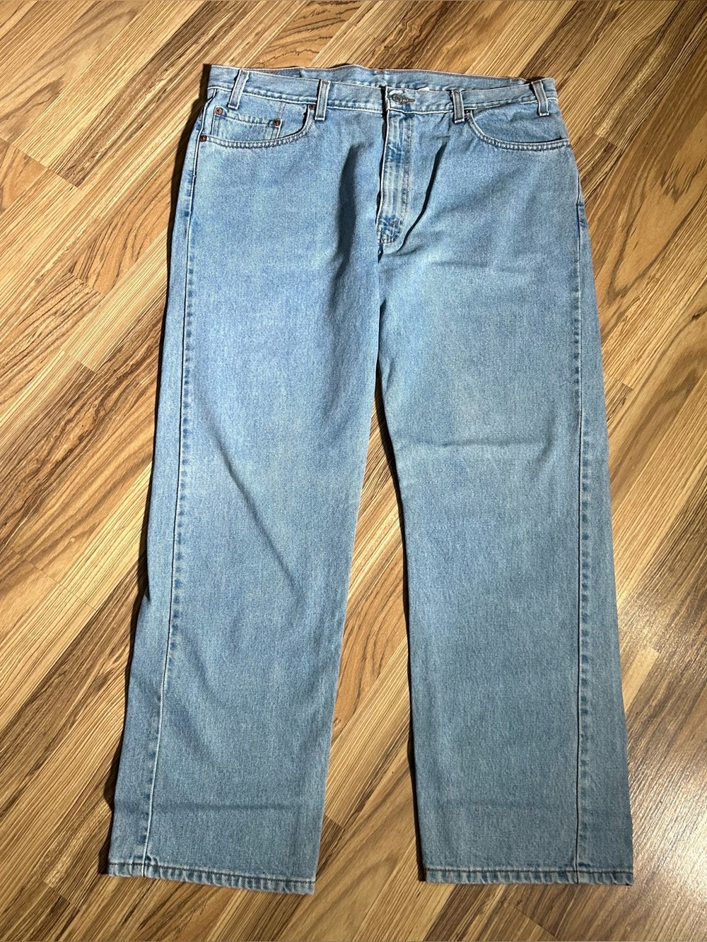 Levis 505 Jeans Mens 40x30 Light Wash Straight Leg 100% Cotton Denim Classic Fit